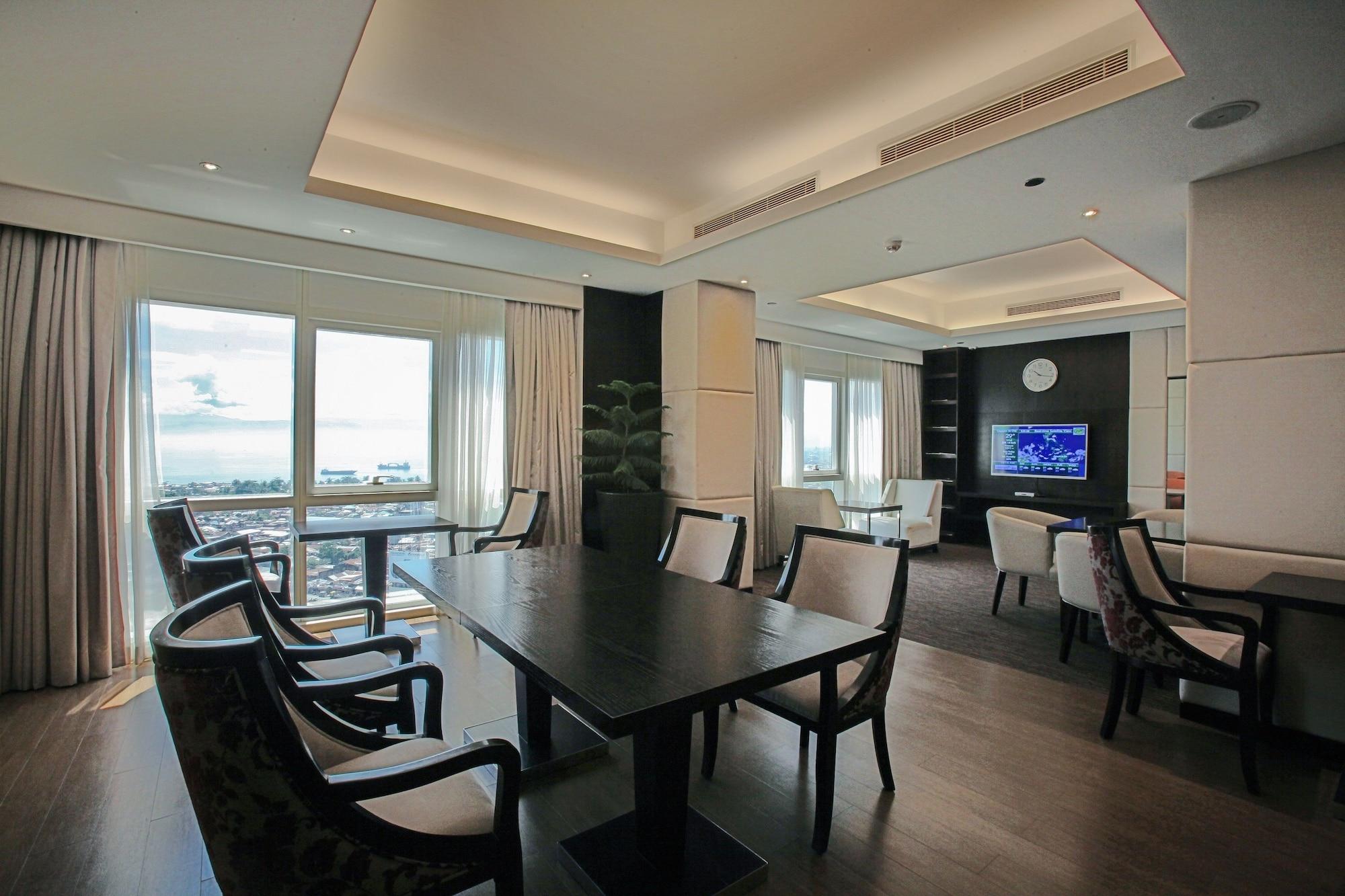 Limketkai Luxe Hotel Cagayan de Oro Buitenkant foto